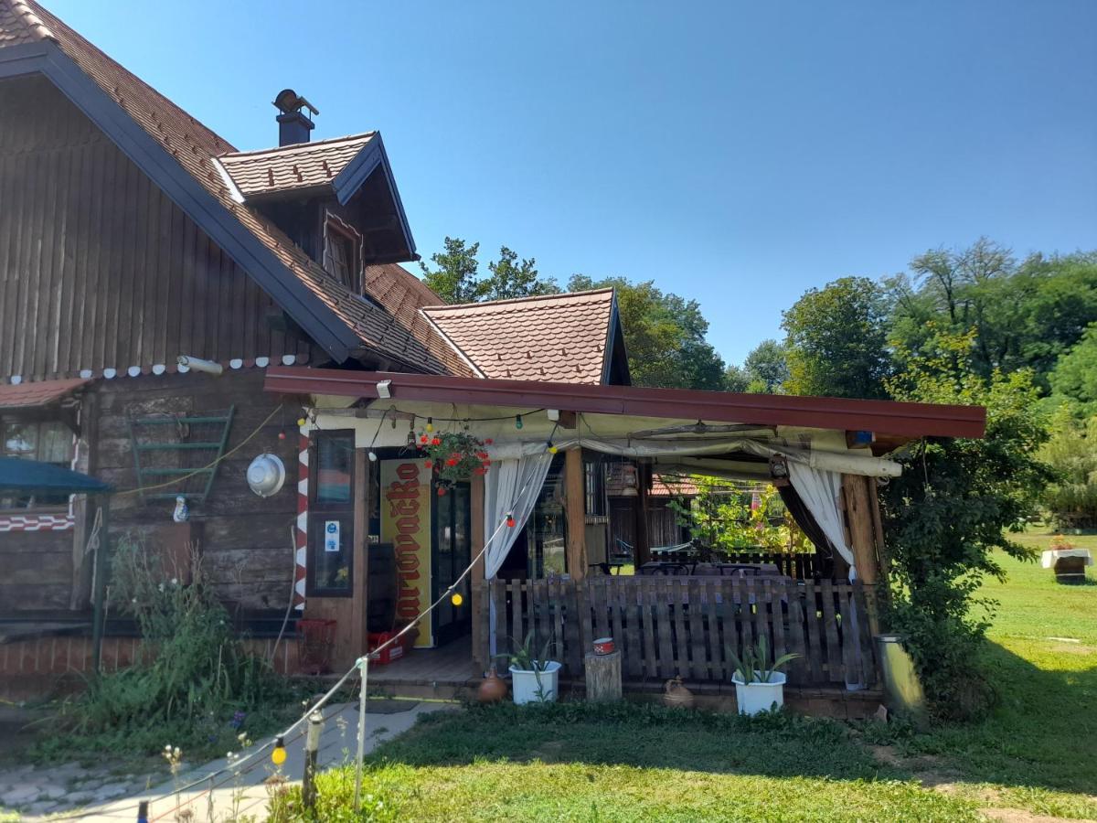 Rooms Ma La Karlovac Exterior photo